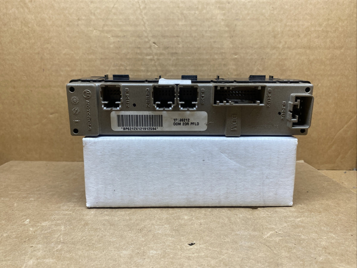 2003 2007 Silverado Sierra Front Left Driver Window Control Switch DDM 2DR PFLD5