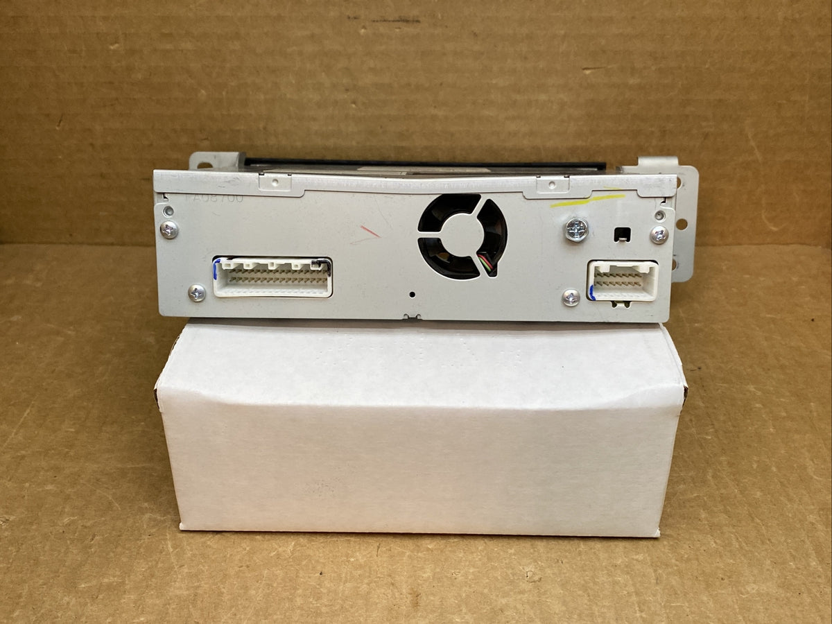 2006 2010 INFINITI M35 CONSOLE ENTERTAINMENT DVD PLAYER 28184 EH10A OEM6