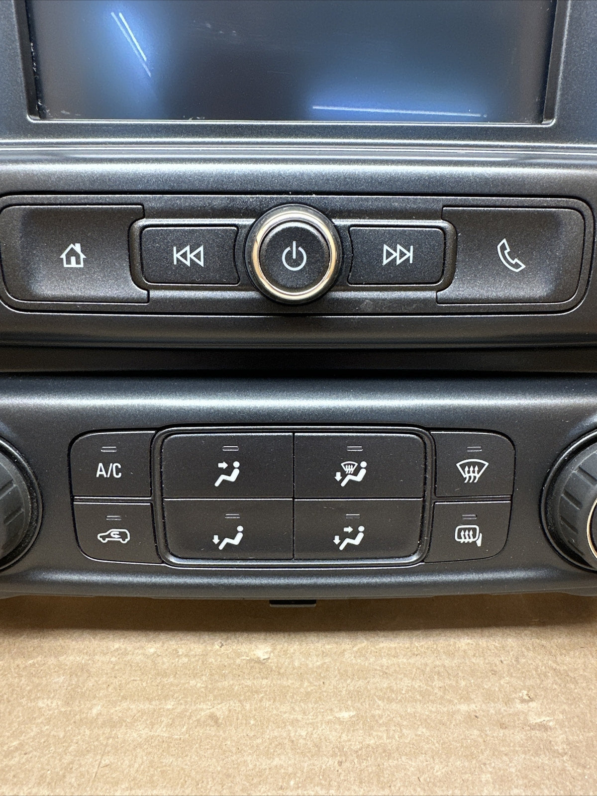 2017 2018 SILVERADO radio info display screen climate control panel 23472965 OEM3