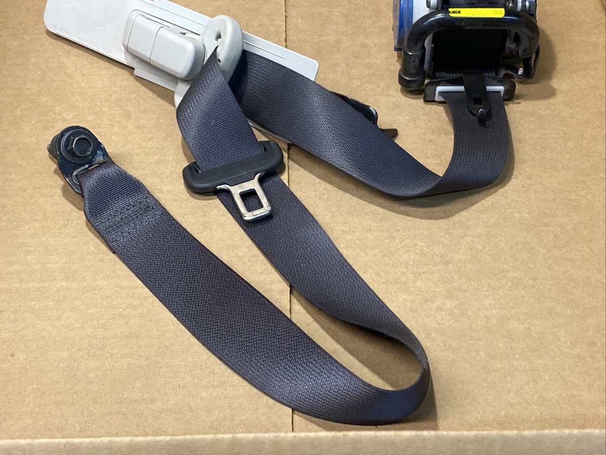 2012 2014 Subaru Impreza Front Right Passenger Side Seat Belt Seatbelt Retractor3