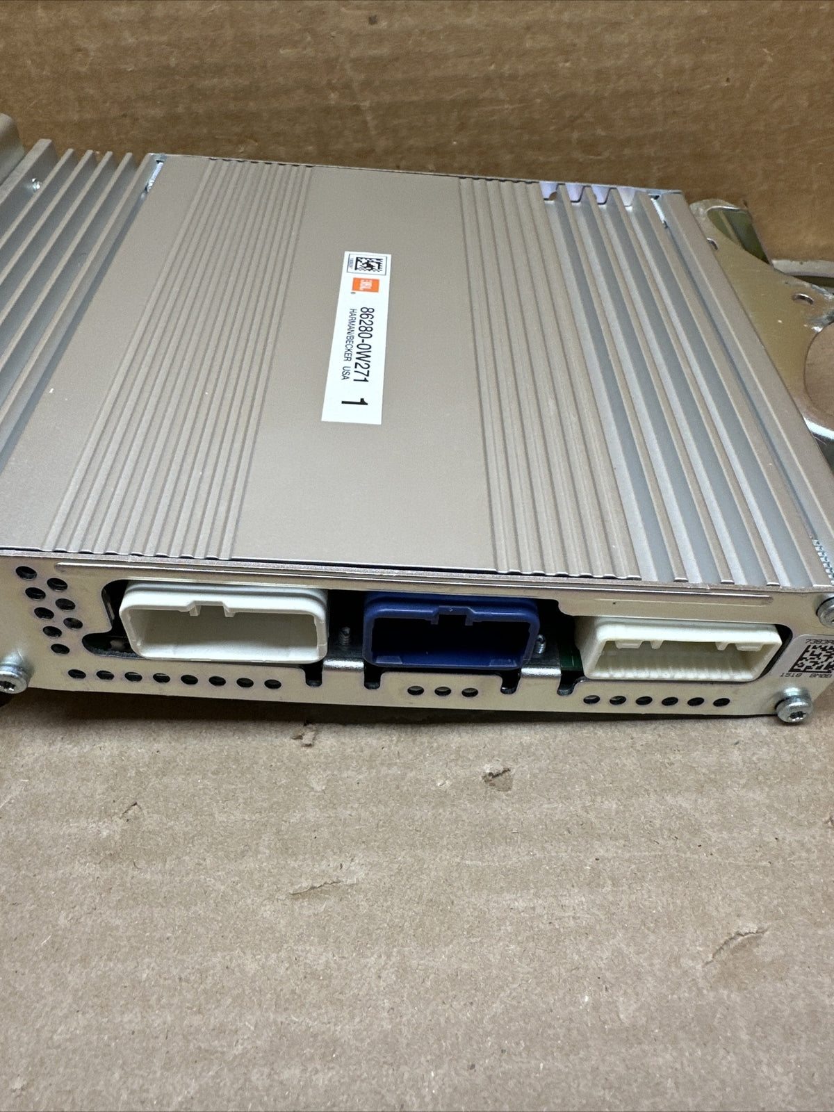 2008 2010 Highlander JBL Harman Audio Stereo Radio Amplifier Amp 86280 0W2713