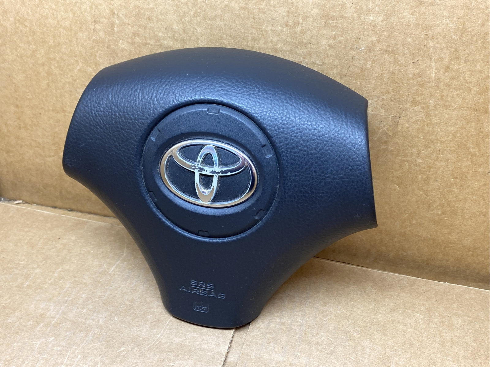 02 04 Toyota Camry SE Front Left Driver Side Steering Wheel Air Bag Airbag Black4