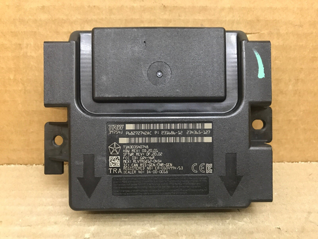 2016 Jeep Cherokee Genuine Mopar Receiver P68272742AC  68272742AC0