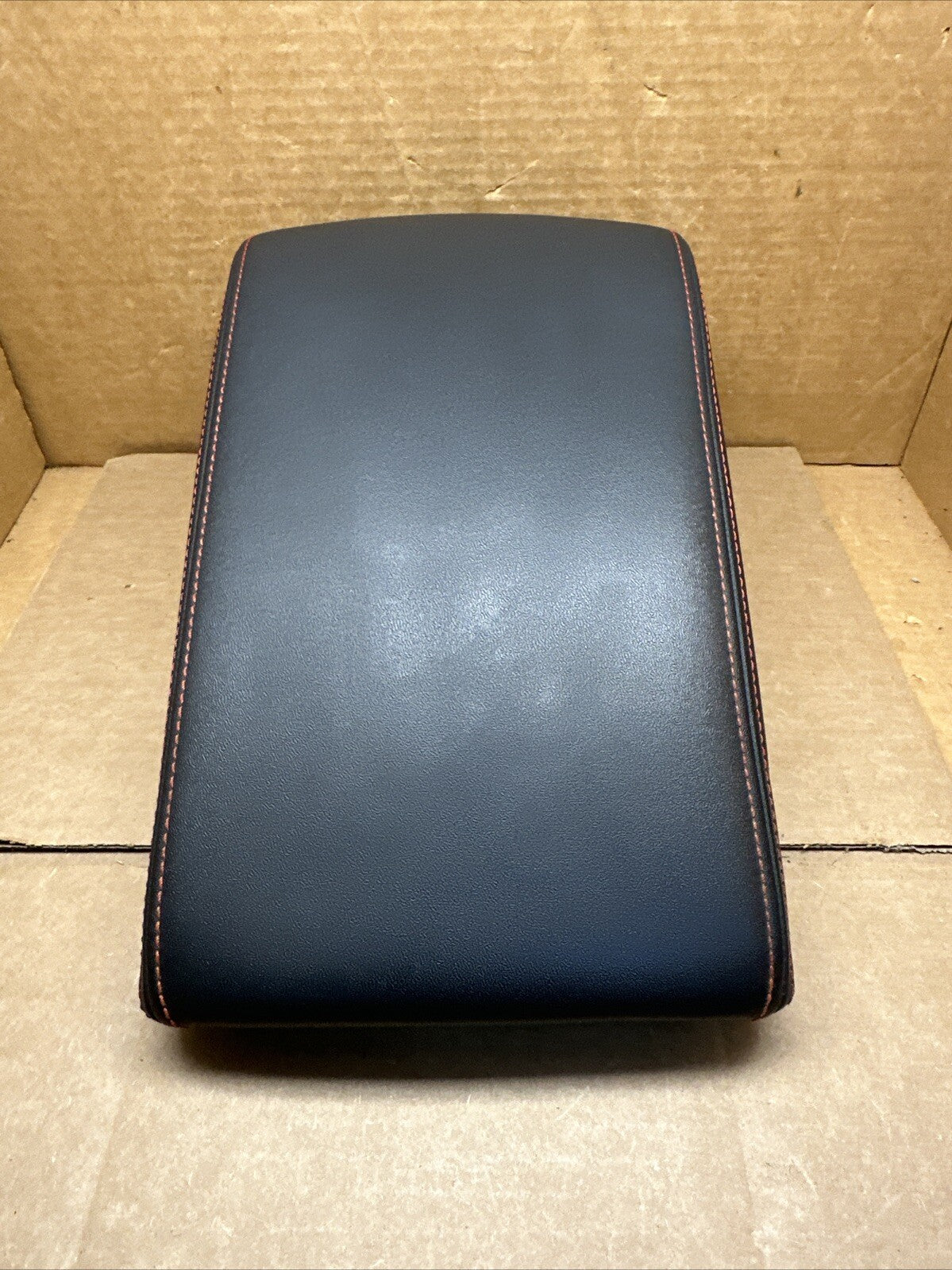 2019 2024 Subaru Forester Sport Black Leather Center Console Lid Red Stitch OEM0