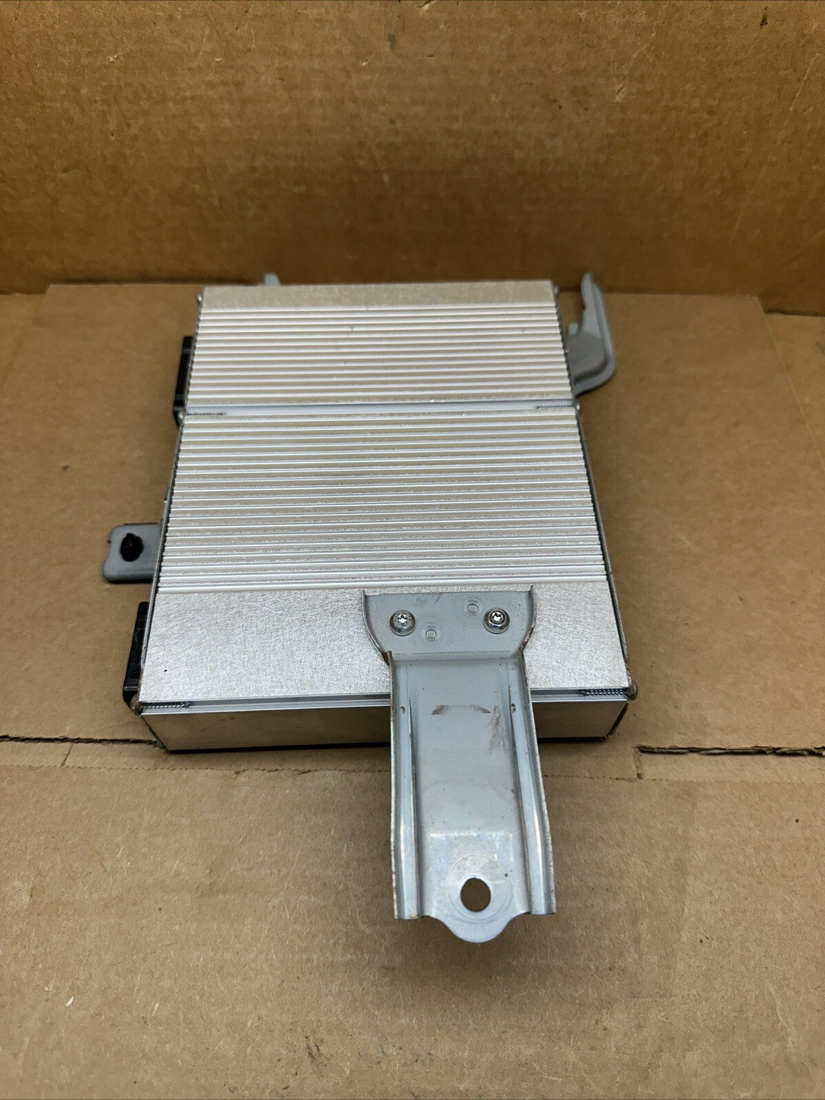 2002 2004 Toyota Avalon OEM JBL Harman Becker Premium Amplifier 86280 AC0431