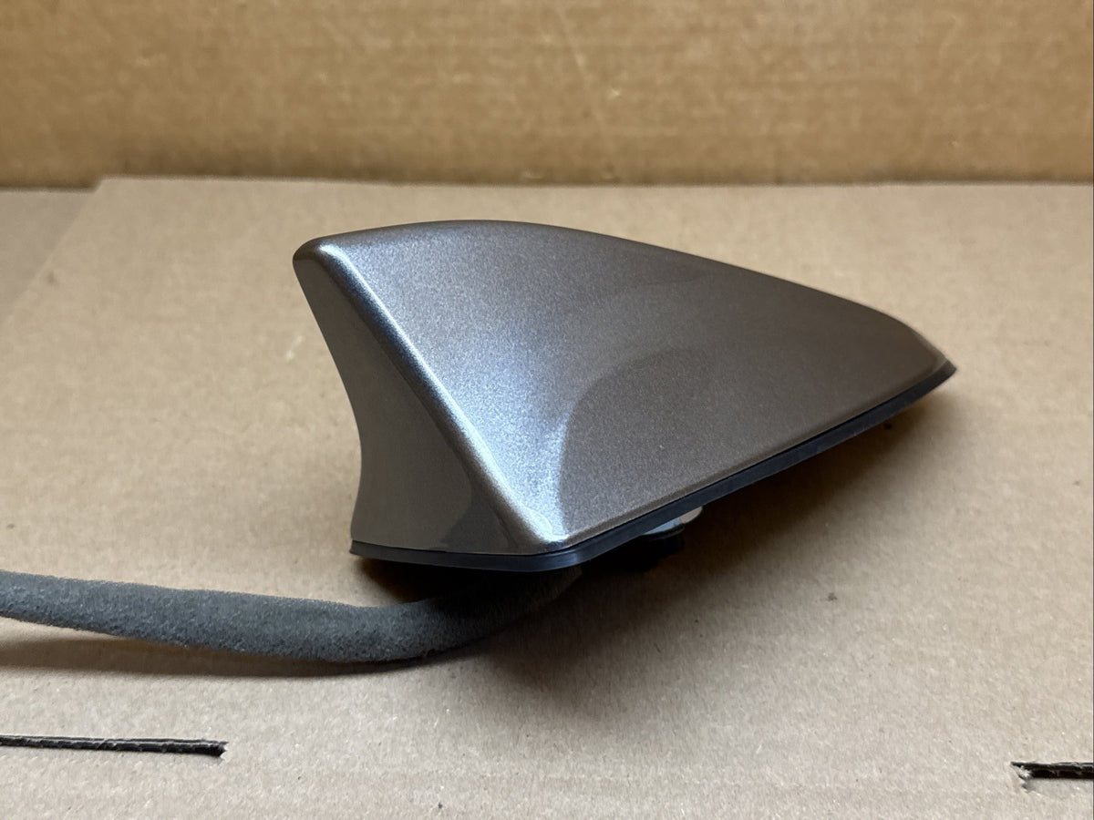 2016 2018 Kia Sorento Roof Radio Shark Fin Antenna 96210 C6110 Silver Bronze5