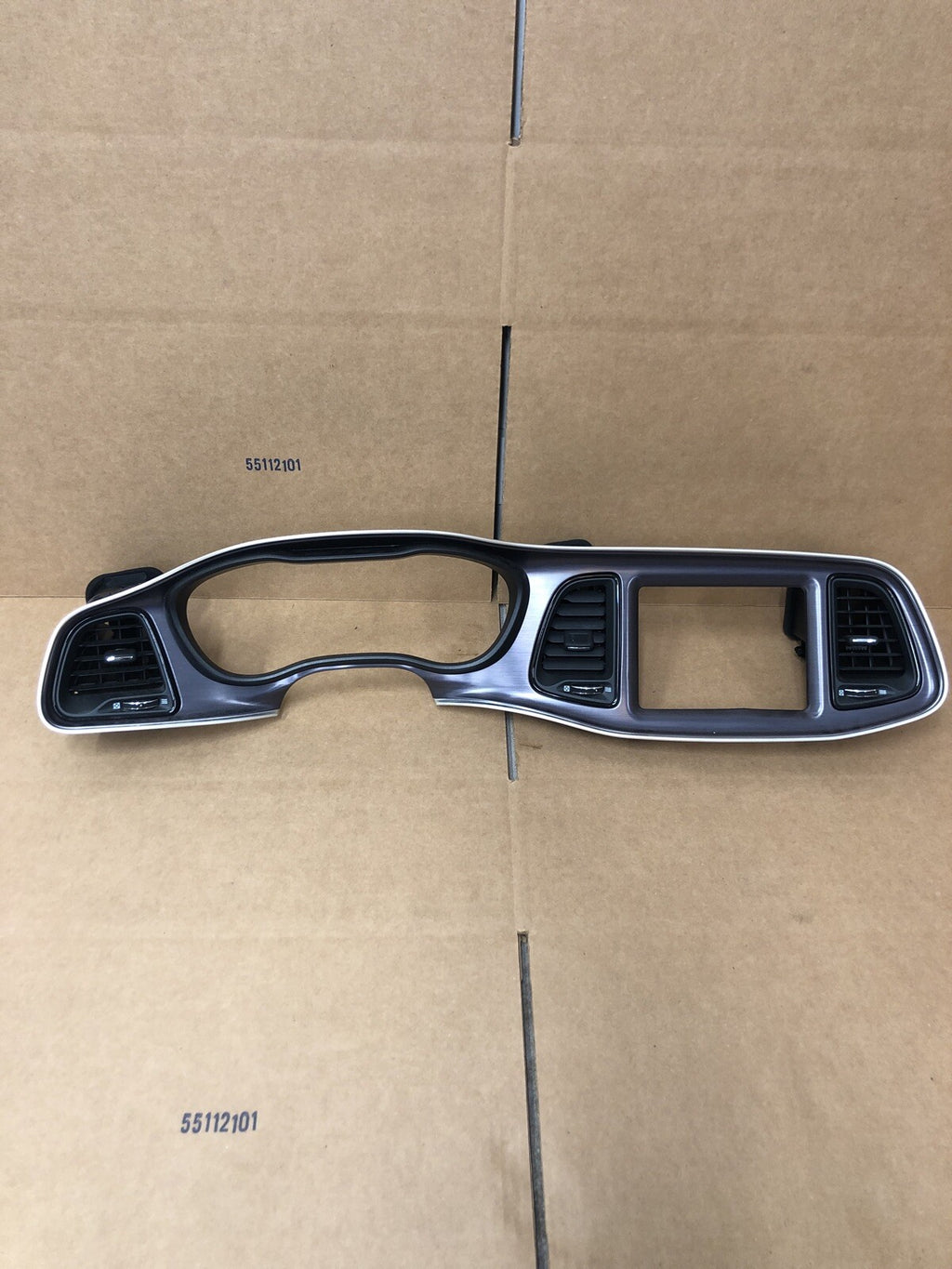 2015 2021 Dodge Challenger OEM Instrument Dash Radio Vents Cluster Bezel0