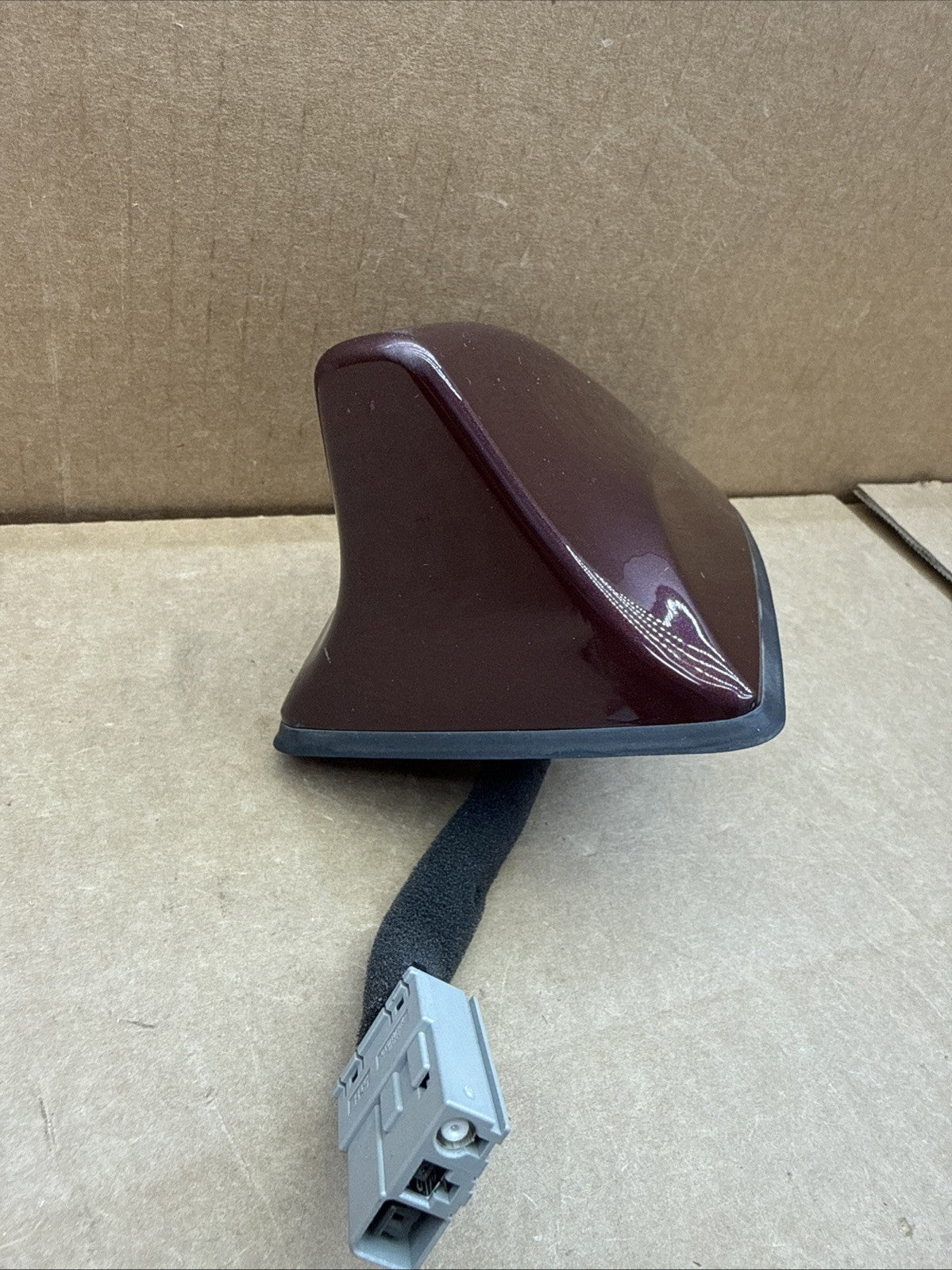 2015-2016 Kia Sedona Roof Radio Audio Antenna Black Berry Red 96210-A9200BGD3