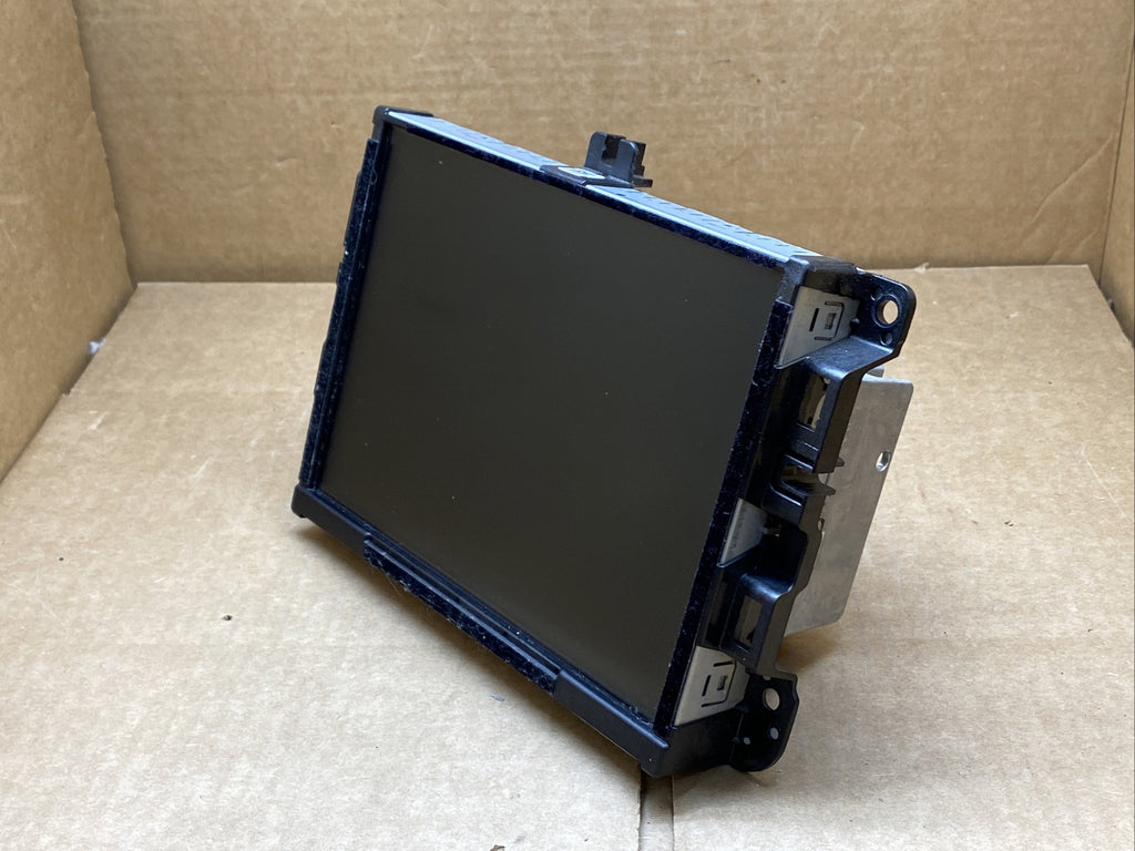 Jeep Cherokee RAM GPS Navigation VP3 Radio 8.4 Display Screen OEM 68238621AE2