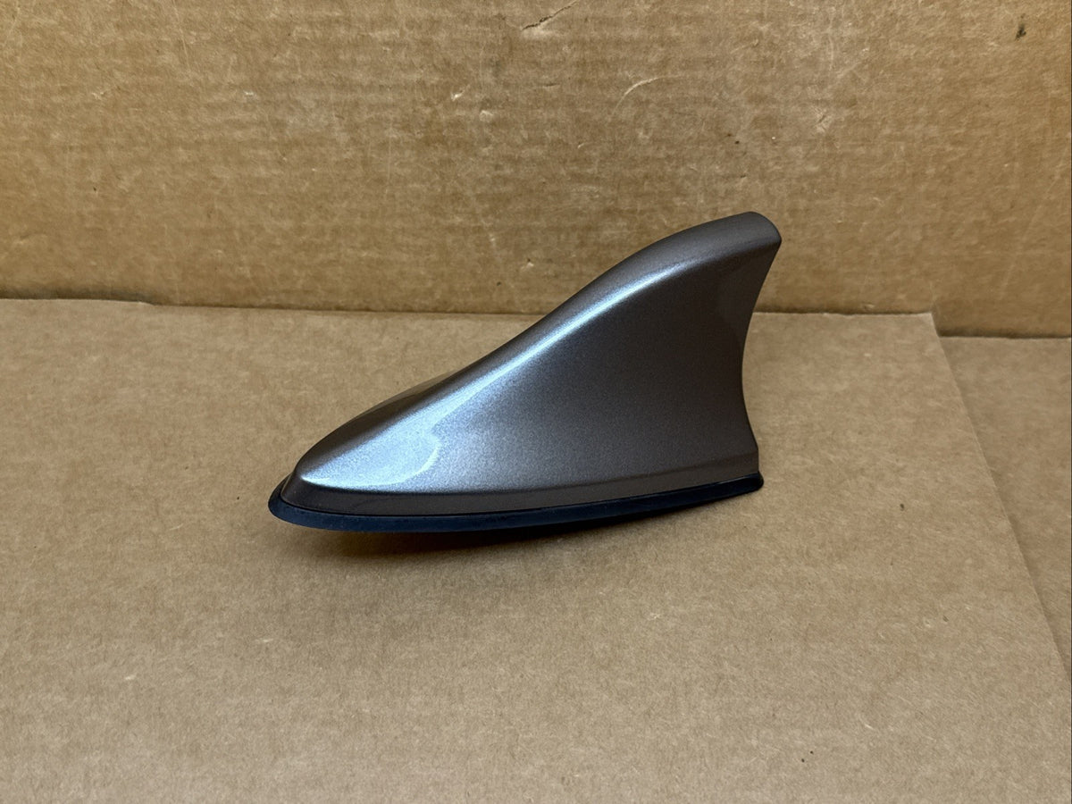 2014 2016 Kia Forte Shark Fin Radio Antenna Silver 96210 A7110MST MST1