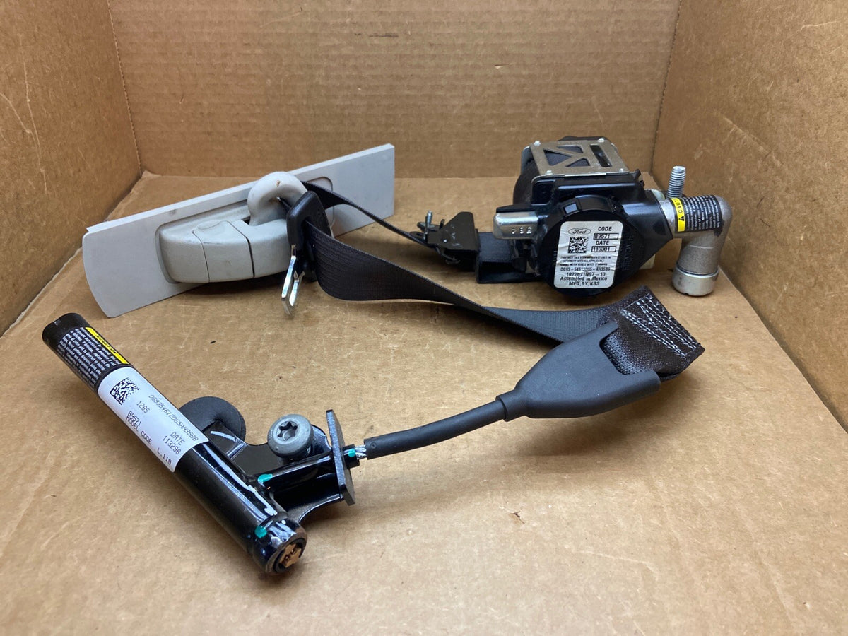 2013 2016 Fusion Front Left Side Driver Seat Belt Seatbelt Retractor Assembly1