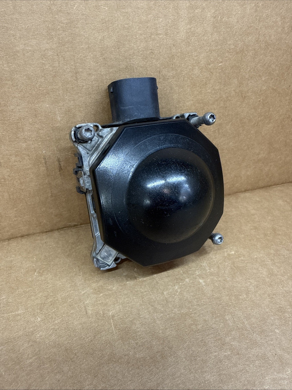 2017-2022 Chrysler Pacifica Voyager Adaptive Cruise Control Sensor Radar OEM1