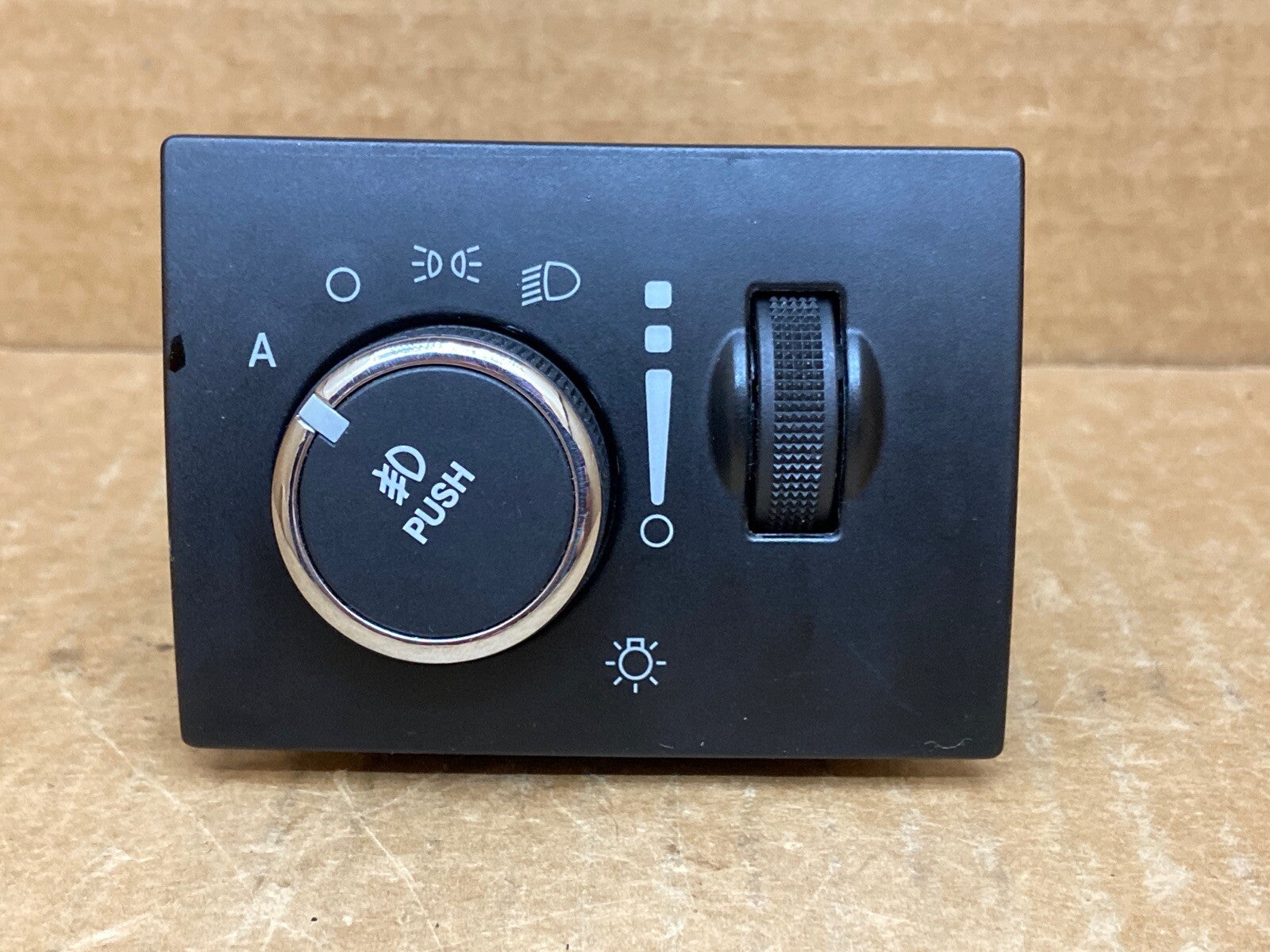 11 13 Challenger Grand Cherokee Head Light Headlight Fog Switch P68029265AD1