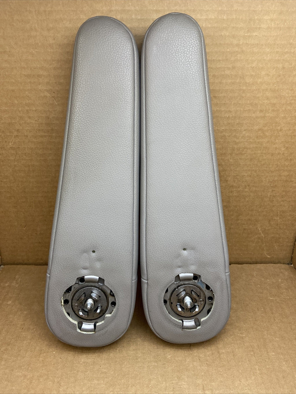 2011 2017 Odyssey Front Driver Passenger Seat Armrest Set Pair Grey6