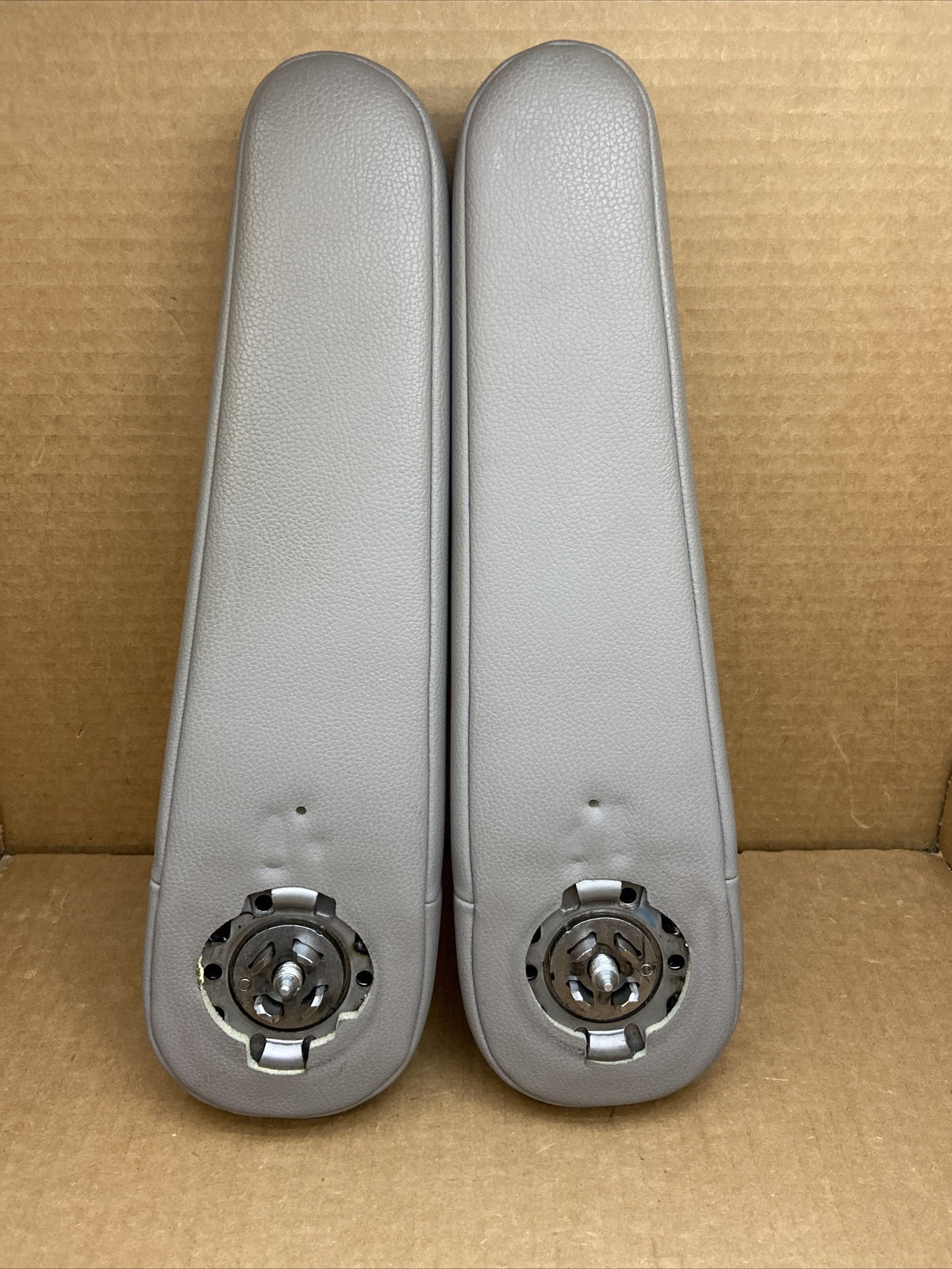 2011 2017 Odyssey Front Driver Passenger Seat Armrest Set Pair Grey6