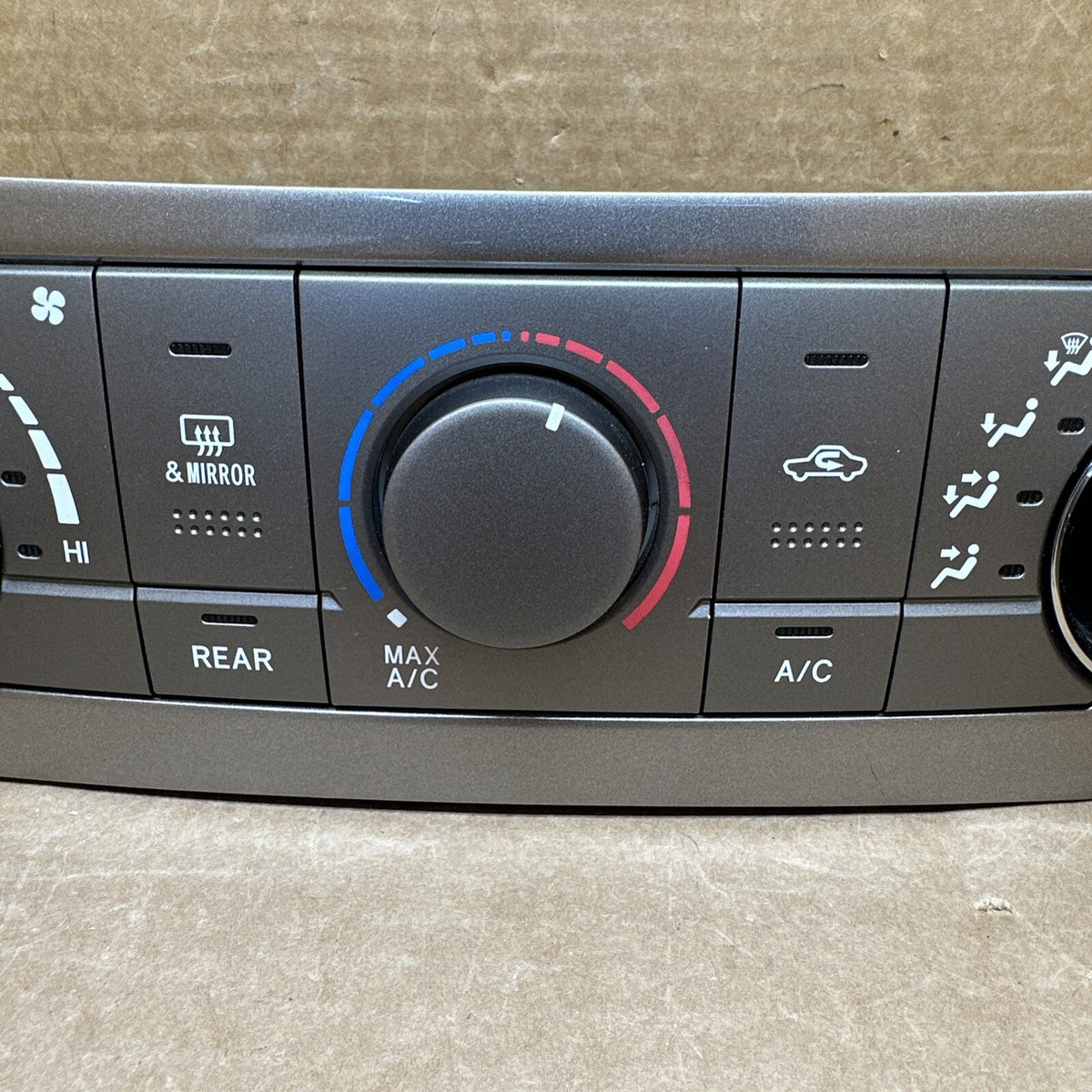 2011 2013 Toyota Highlander Temperature Temp Control Unit OEM 55900 485003