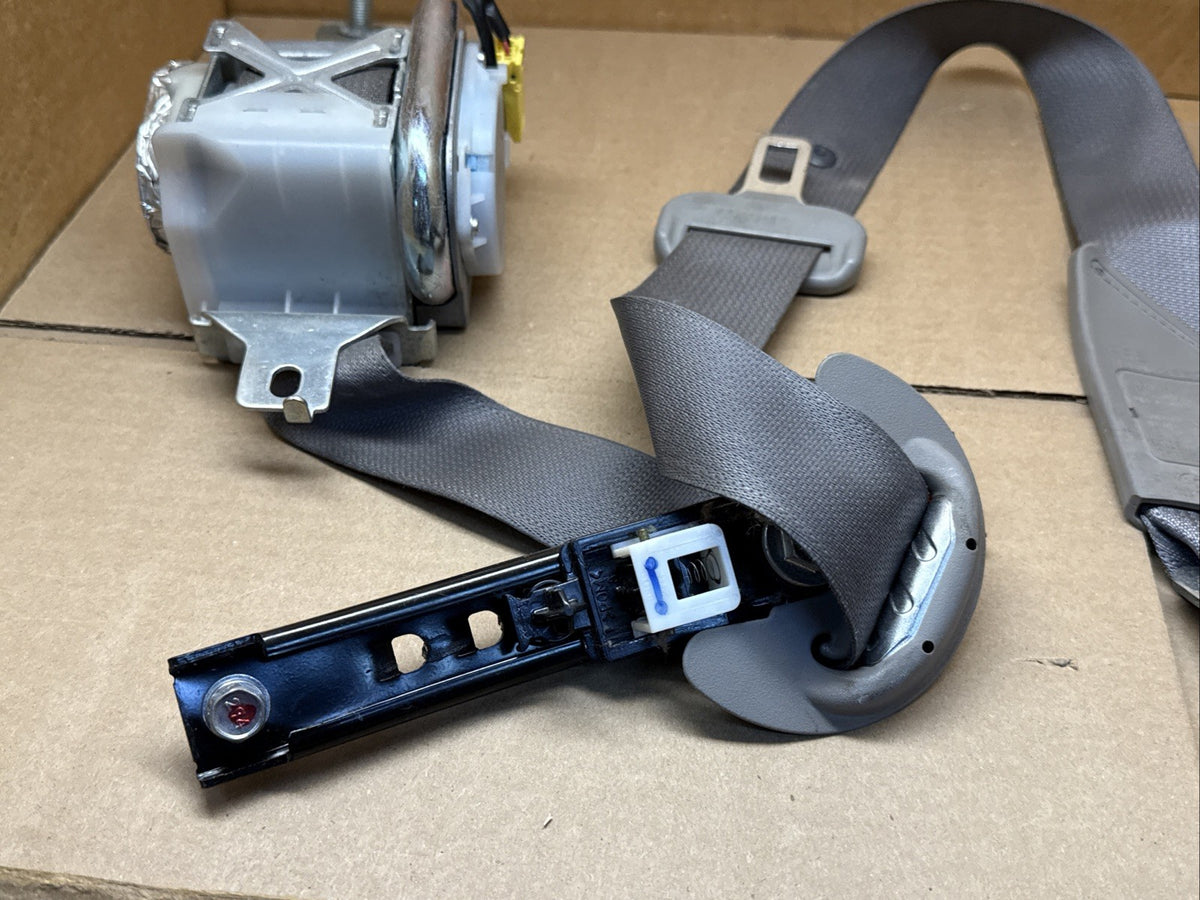 2012 2015 Civic Sedan Front Right Passenger Side Seat Belt Seatbelt Retractor2