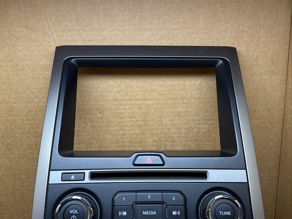 15 17 Ford Expedition Radio Climate Temperature Control Panel FL1T 18A802 EJSMQI1