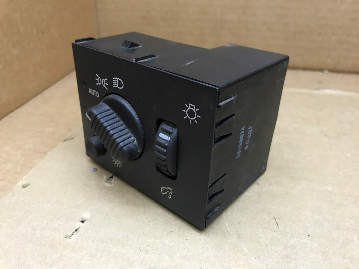 2003   2007 GMC Chevrolet Cadillac Auto Headlight Dimmer Switch OEM 151983742