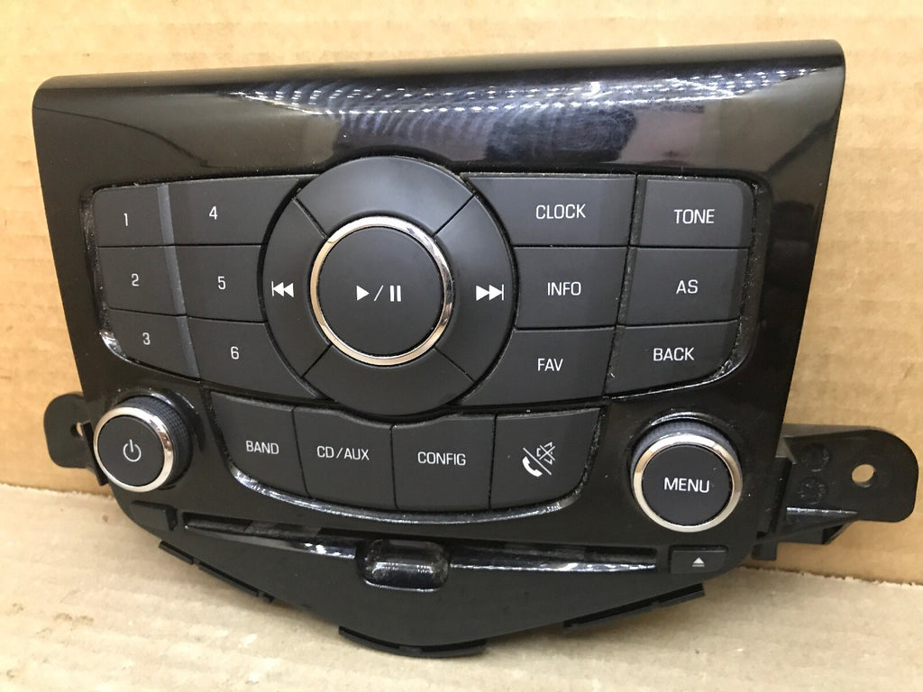 12 13 14 15 16 Chevy Cruze Radio Control Panel Face Plate Center Dash 945632693