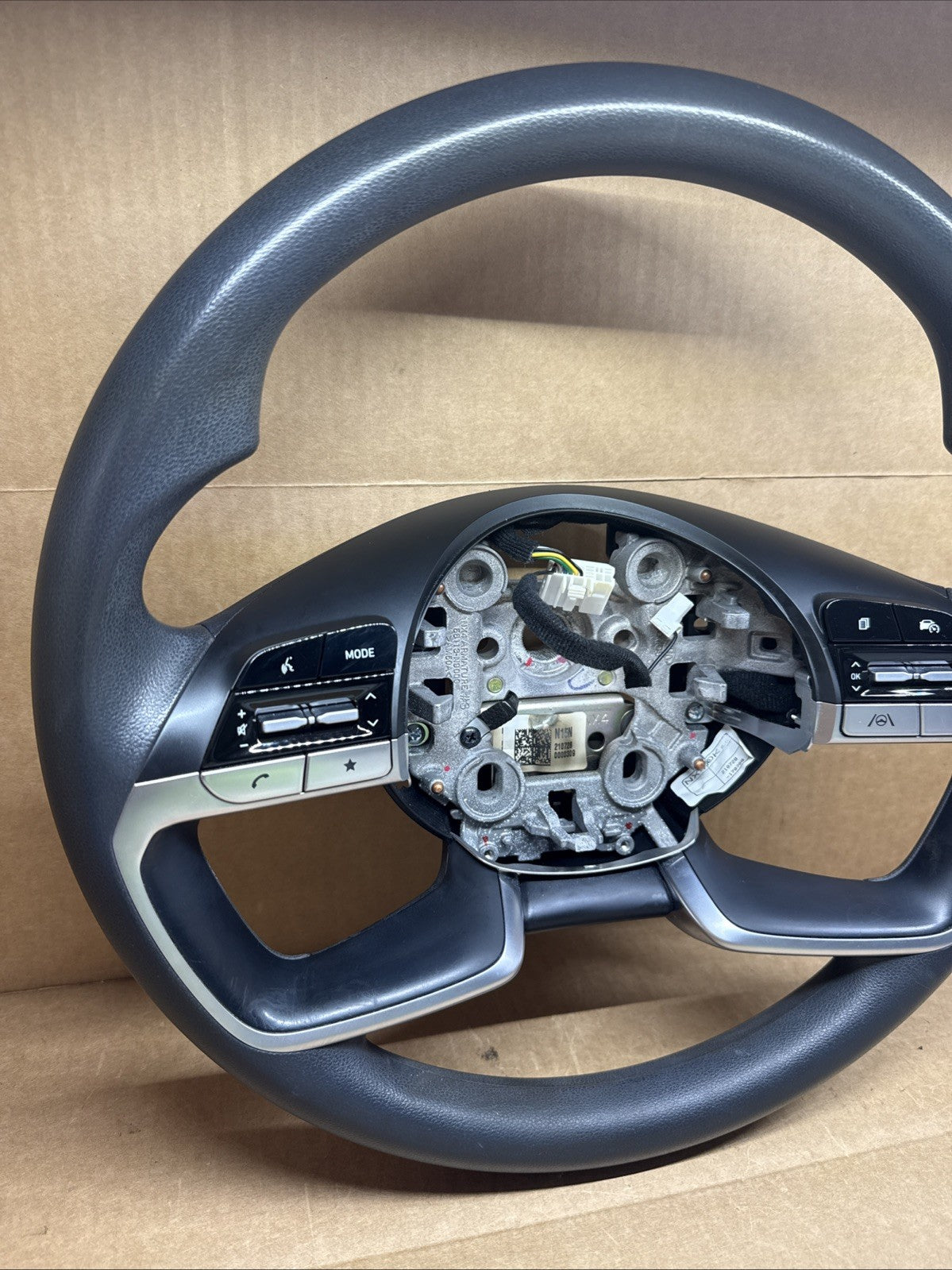 2022 2024 HYUNDAI TUCSON STEERING WHEEL SWITCH BUTTON OEM2
