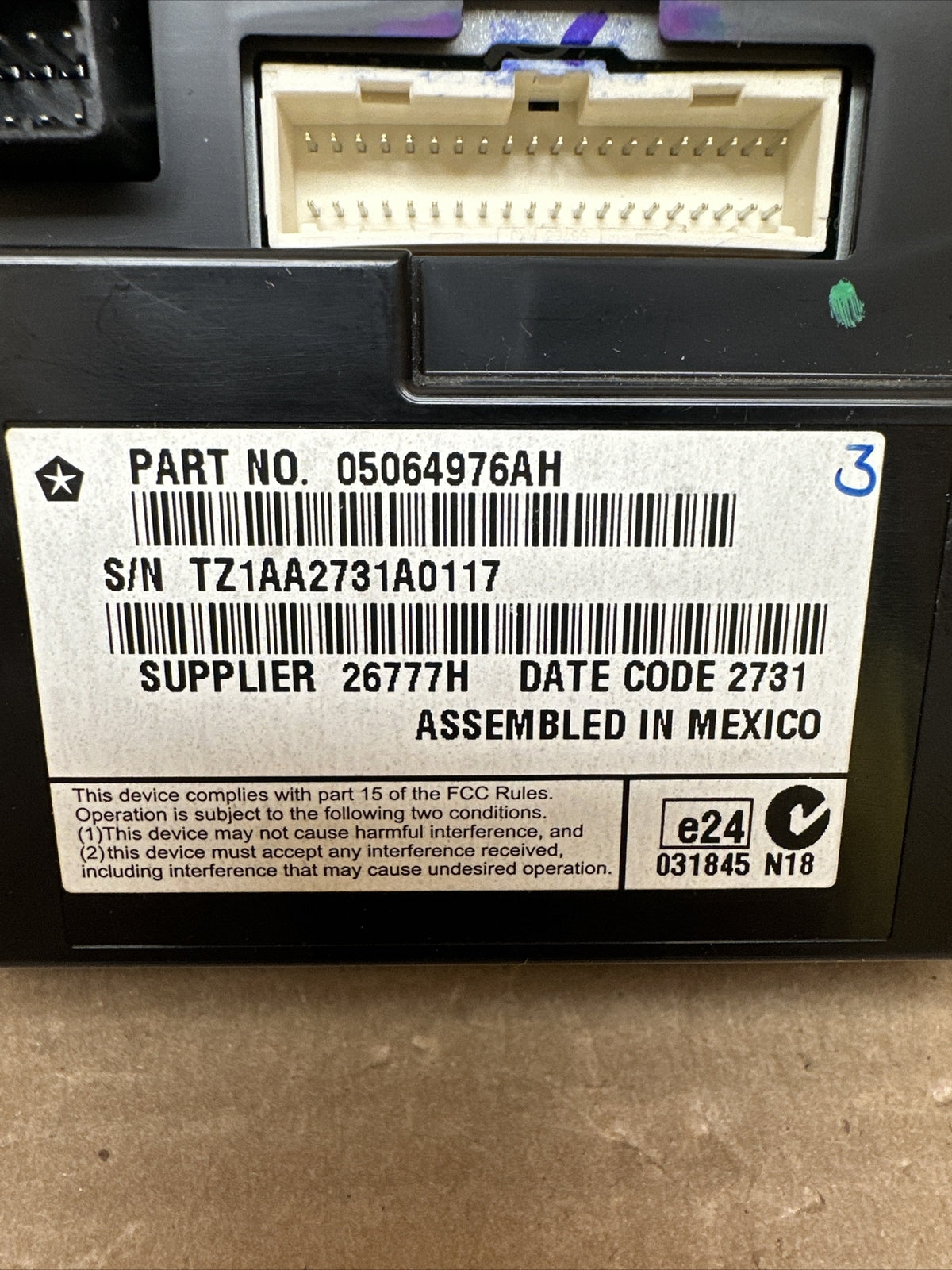 11 19 Journey Climate Radio Dash Information Display 4.3" Screen OEM 05064976AH5