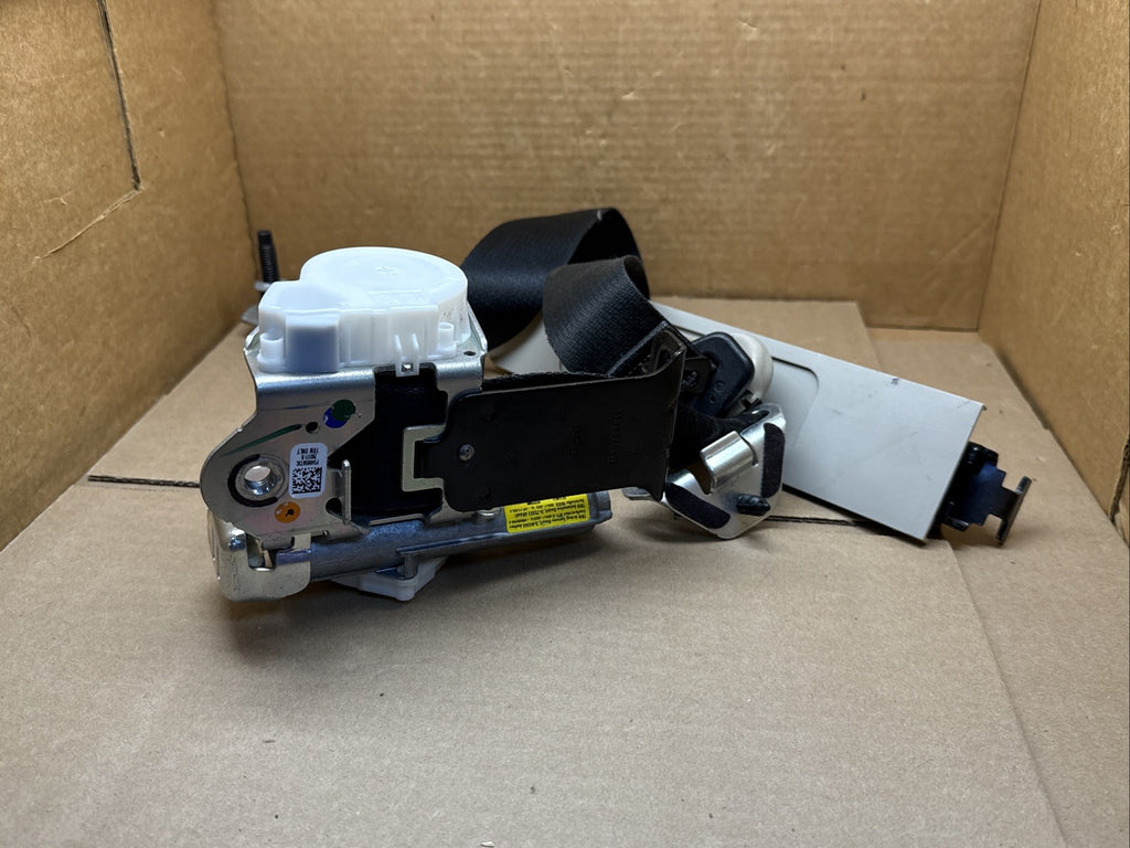 2014 2019 Ford Fiesta Front Left Driver Side Seat Belt Seatbelt Retractor6