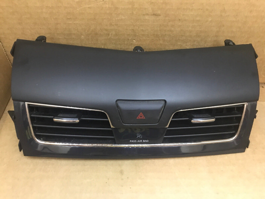 2013 2015 Nissan Altima DASH CENTER AIR VENTS BEZEL FLASHER SWITCH 68750 3TA0A0