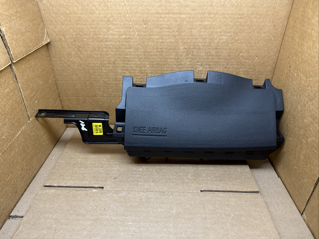 2013 2018 Santa Fe Left Side Driver Knee Lower Air Bag Airbag 56970 B8000RYN0