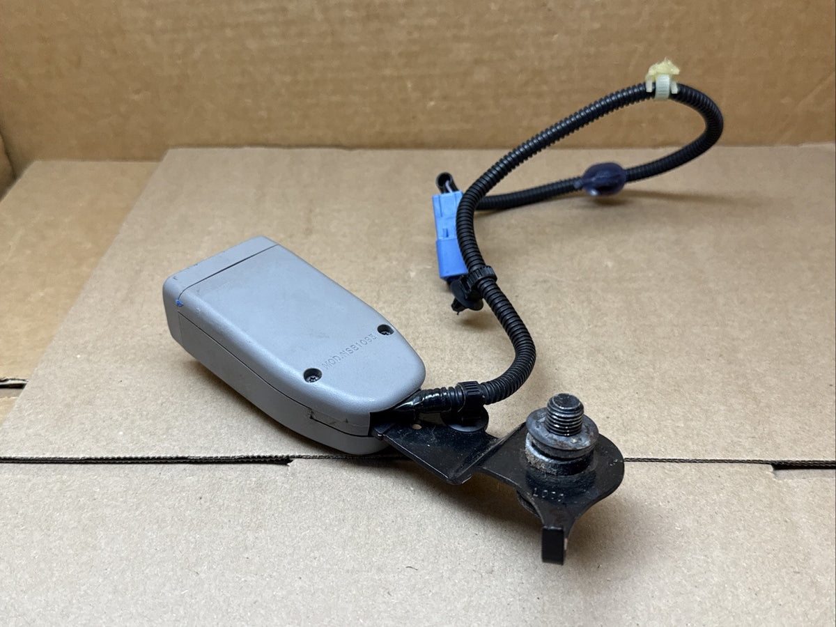 2012 2016 Honda CR V CRV Front Right Passenger Side Seat Belt Seatbelt Buckle5