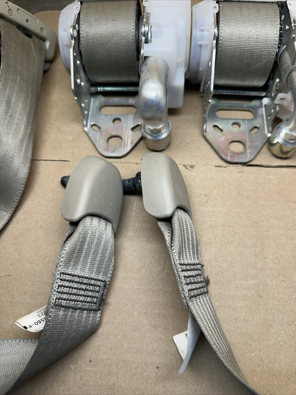 2010 2014 Prius Front Left Right Driver Passenger Seat Belt Seatbelt Set Pair4