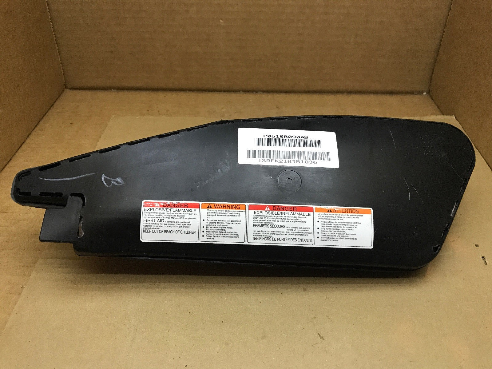 11 18 GRAND CARAVAN TOWN COUNTRY RH PASSENGER SIDE SEAT AIRBAG OEM P05108090AB2