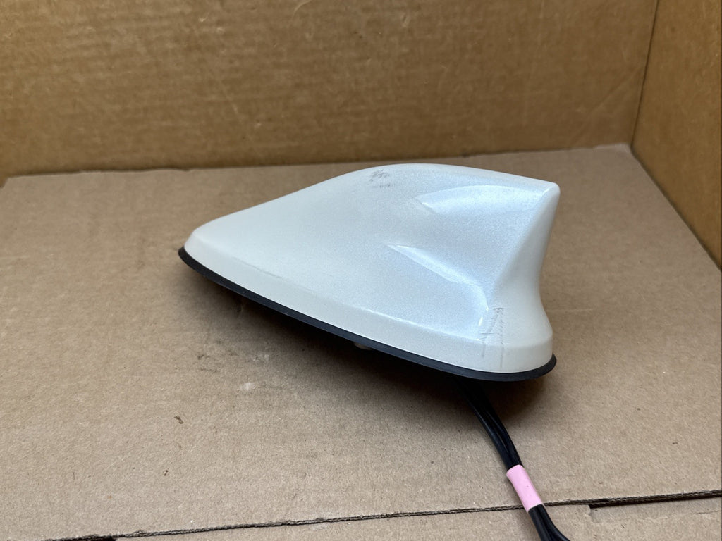 2017 2020 Nissan Rogue Radio Shark Fin Antenna White 28208 6FL1A8