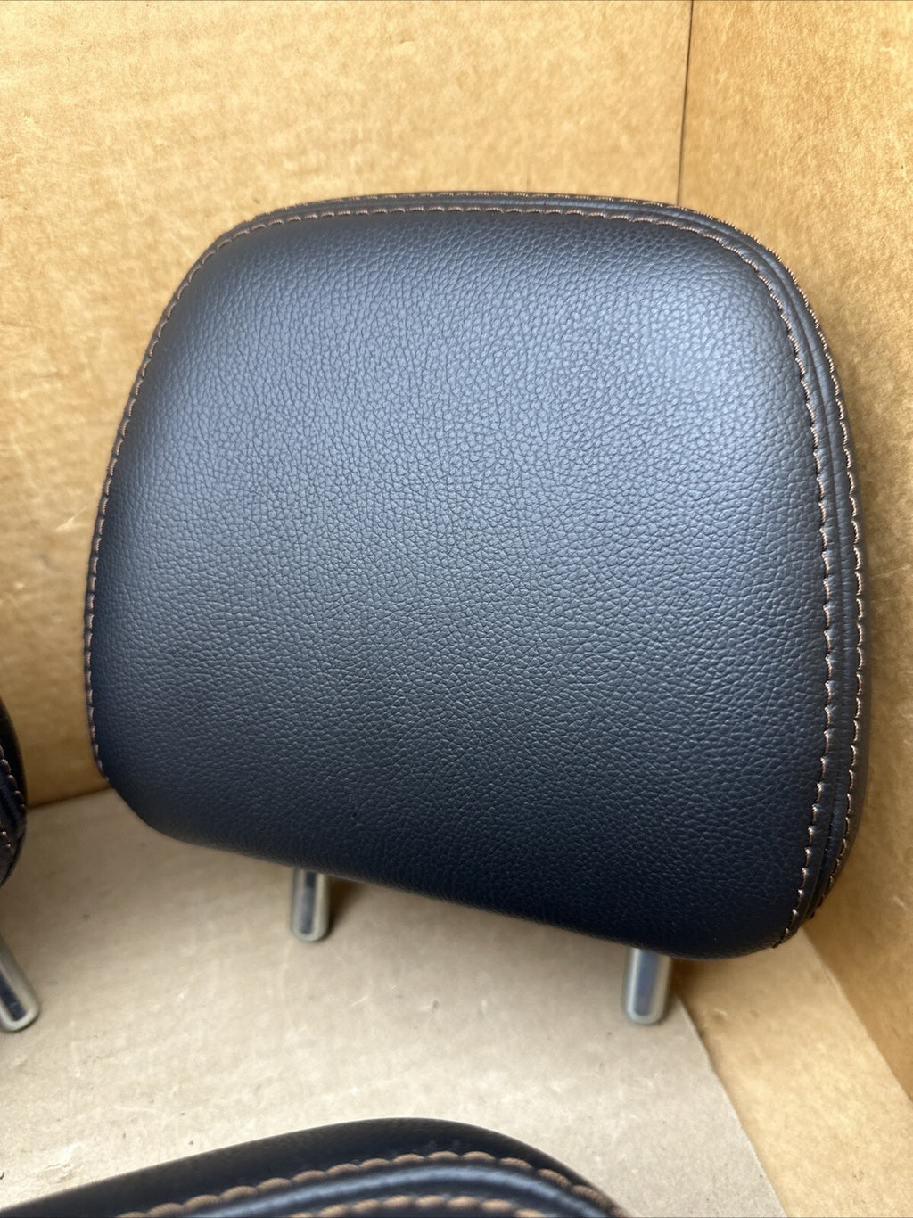 2017 2023 Mazda CX 5 CX5 Headrest 2nd Row Rear Set Black Leather4