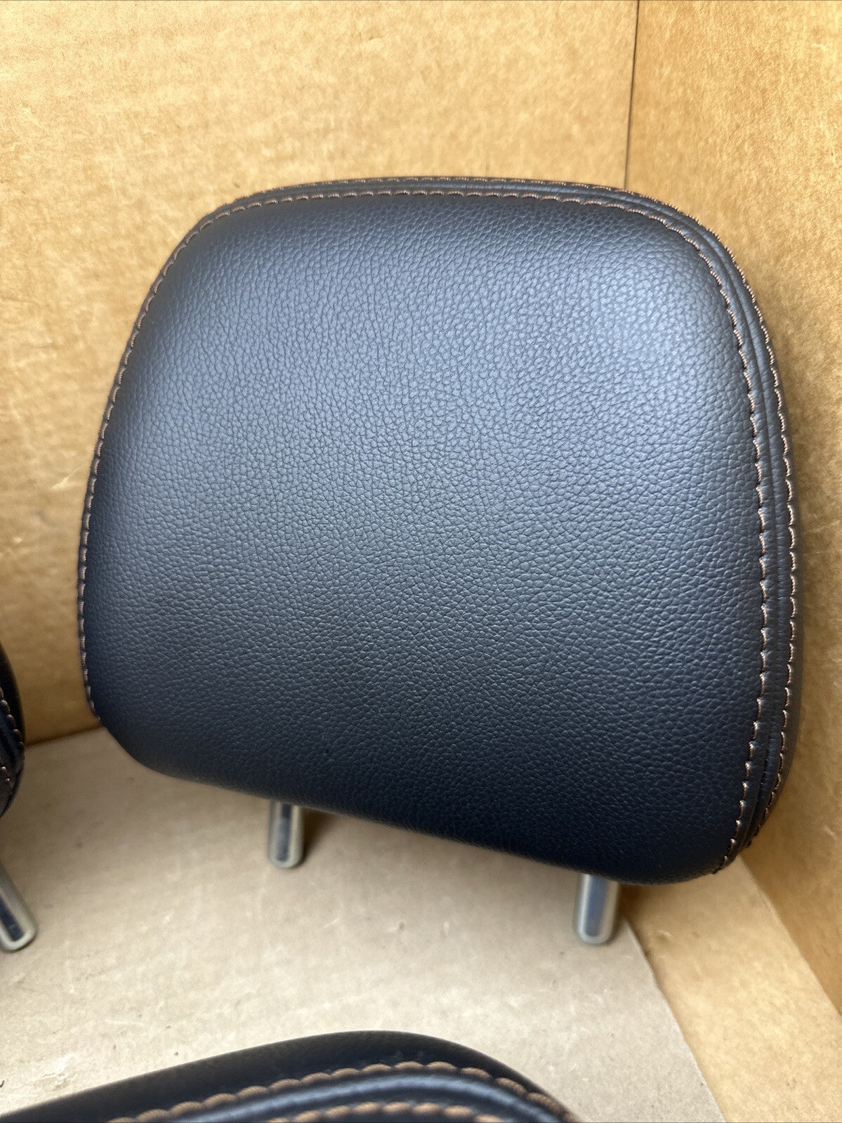 2017 2023 Mazda CX 5 CX5 Headrest 2nd Row Rear Set Black Leather4