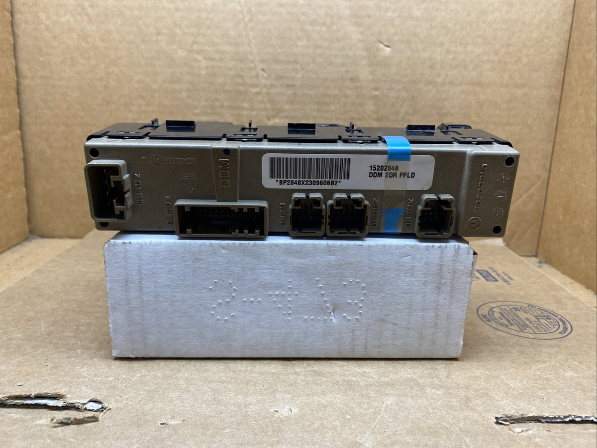 2004 2007 Silverado Sierra Front Left Driver Door Window Control Switch OEM6
