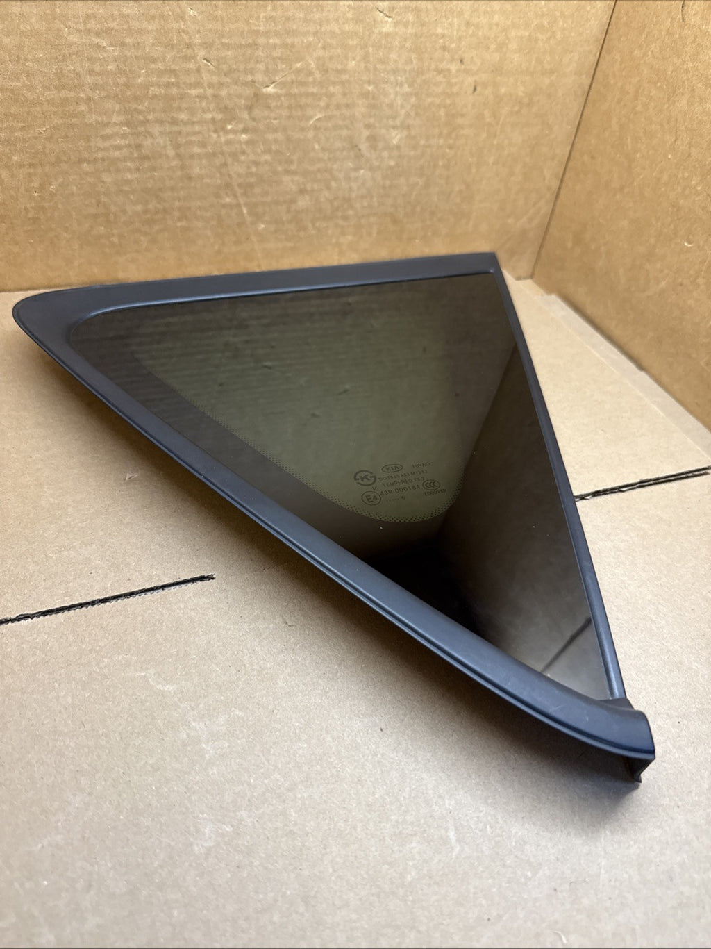2014 2019 Kia Soul Rear Right Passenger Quarter Glass 87820 B2000 OEM1