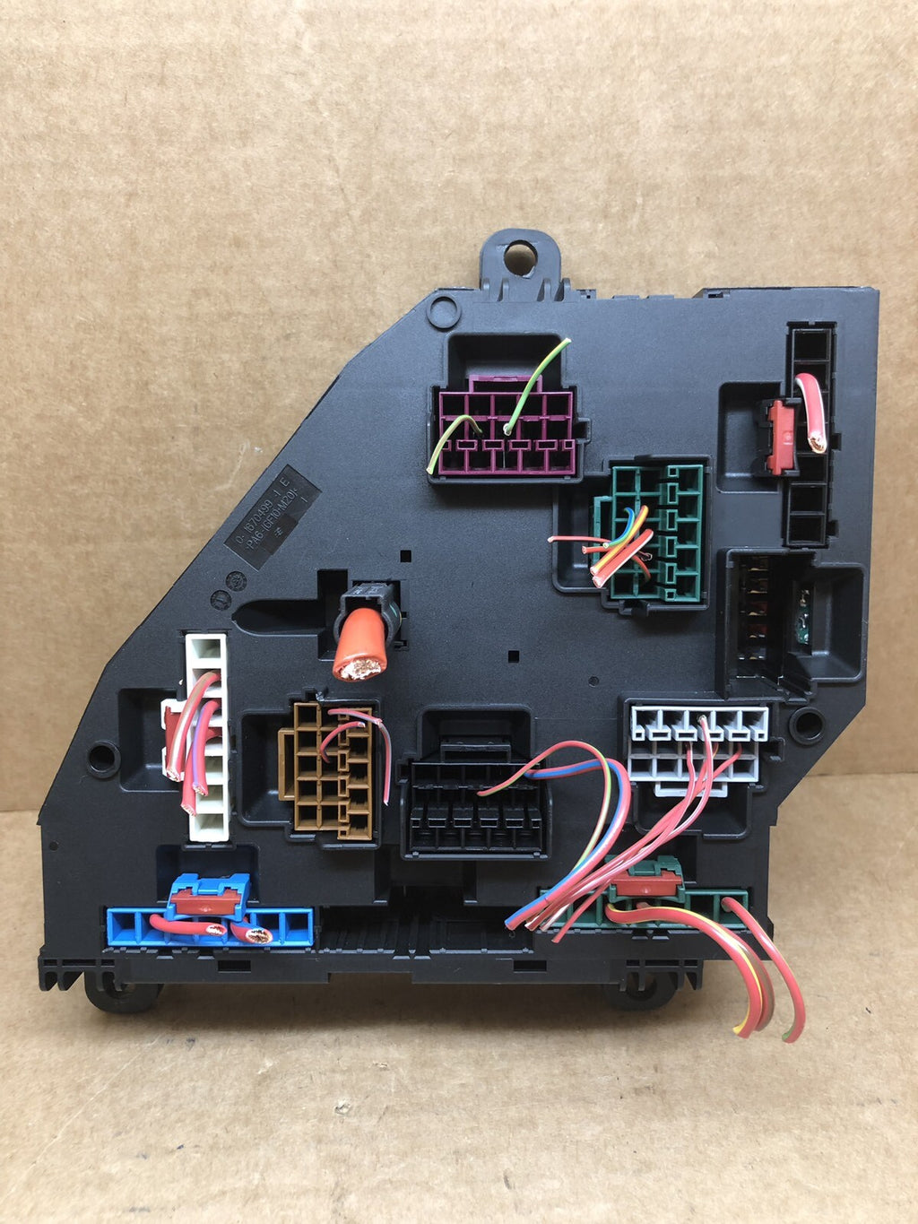 9 12 BMW 750i 550i trunk mounted fuse box 9252812  PL0244 A121