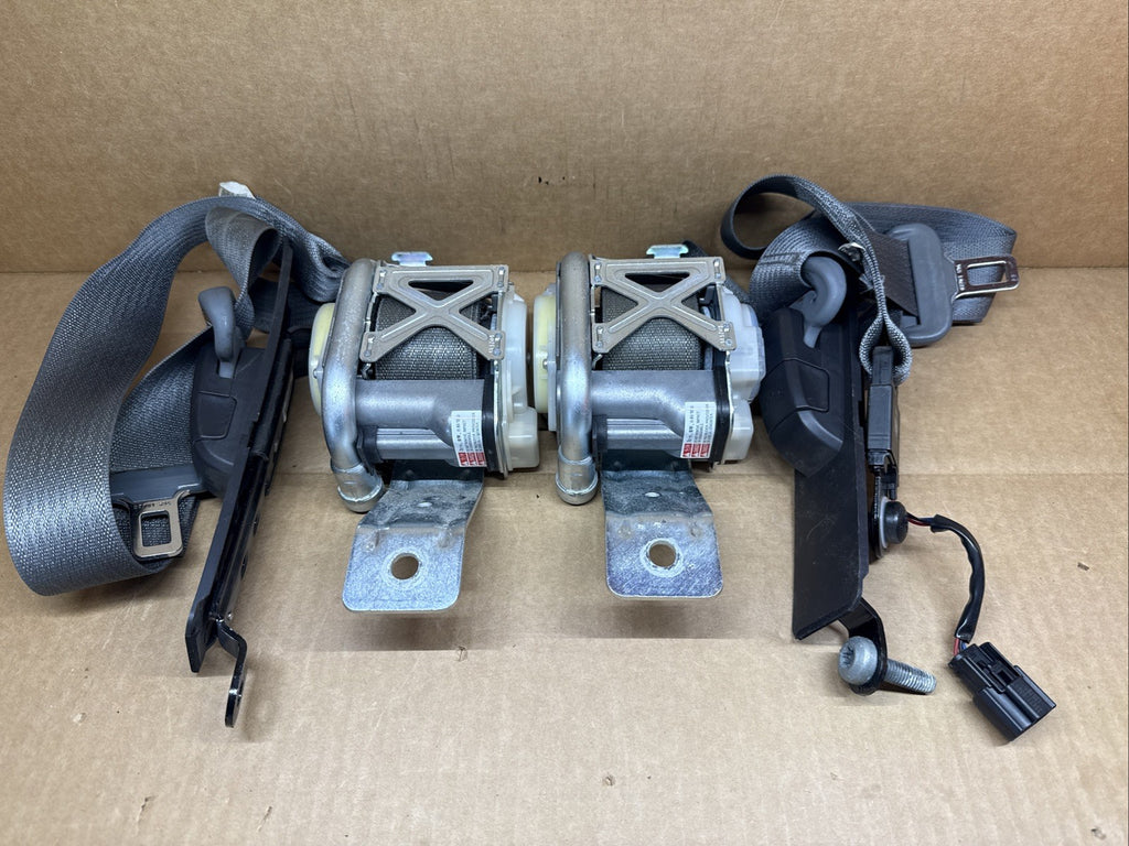 09 14 F 150 F150 Crew Cab Front Left Right Seat Belt Seatbelt Retractor Gray Set0