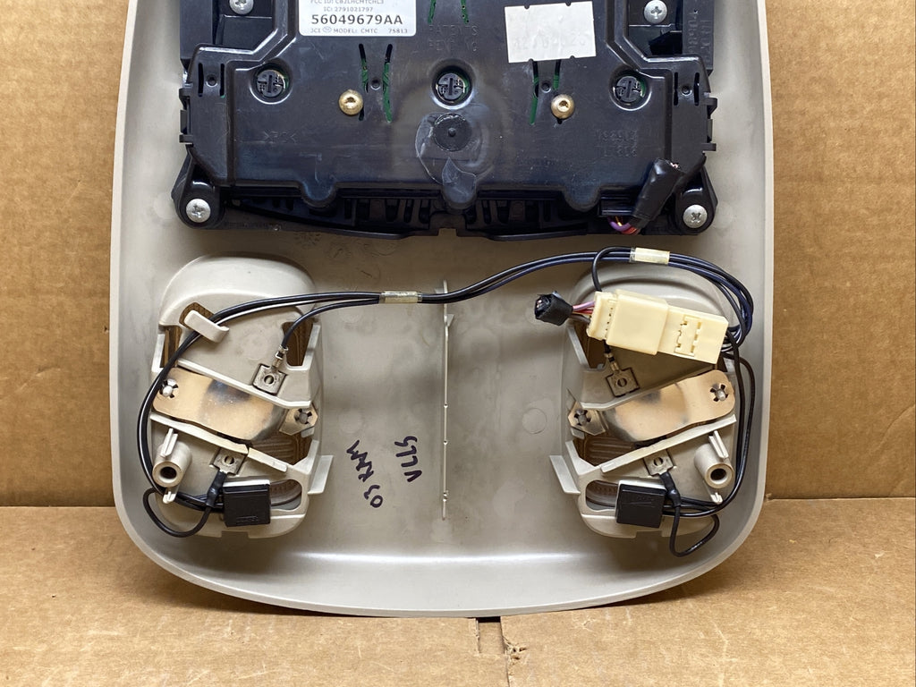 2002 2005 Dodge Ram Overhead Console Dome Map Lights Digital Display 56049679AA10