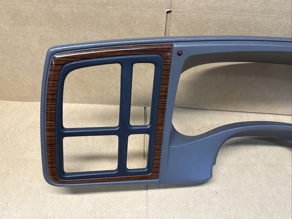 2002 Cadillac Escalade Wood Grain Gauge Instrument Cluster Radio Dash Bezel OEM1
