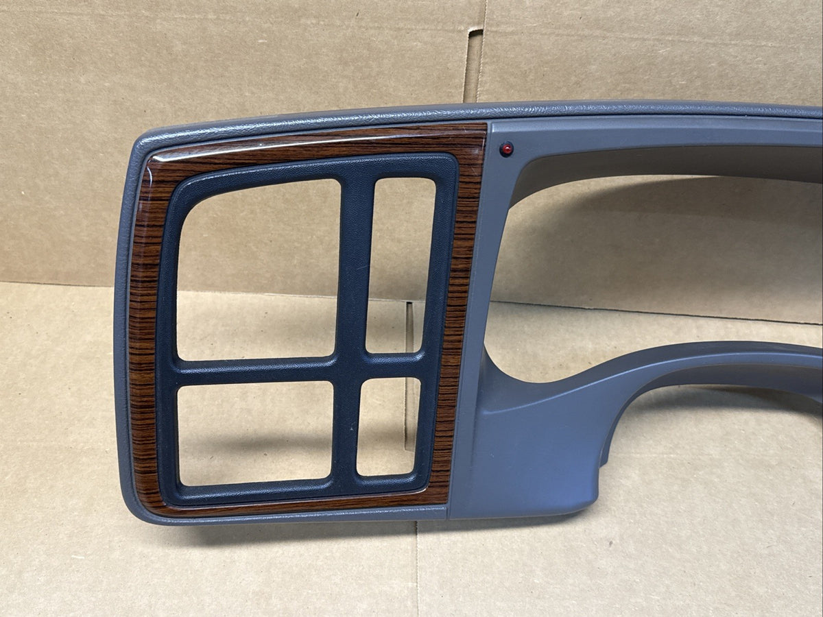 2002 Cadillac Escalade Wood Grain Gauge Instrument Cluster Radio Dash Bezel OEM1