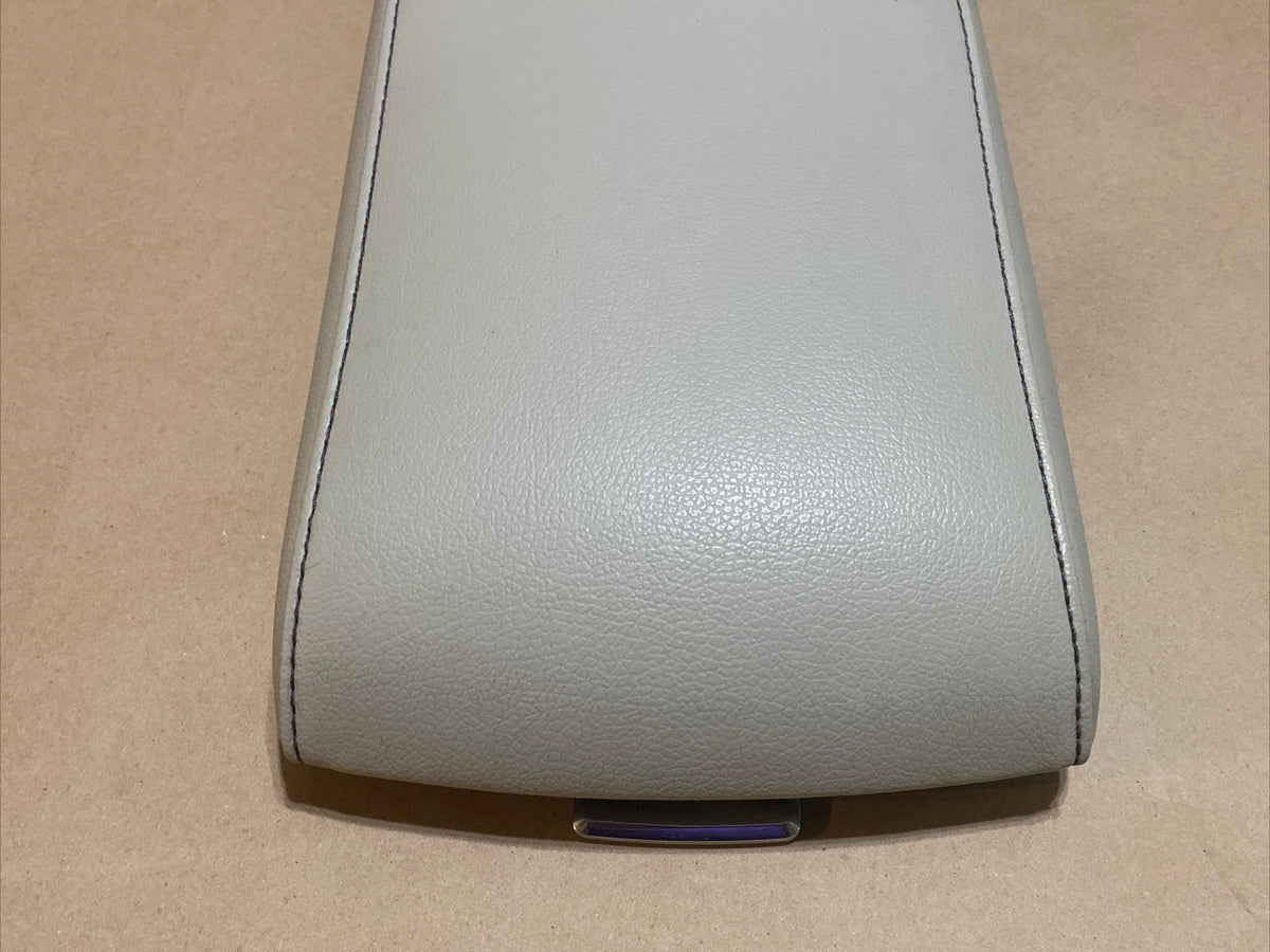 2009 2012 Ford Flex Center Console Arm Rest Armrest Storage Lid Cover OEM Stone4