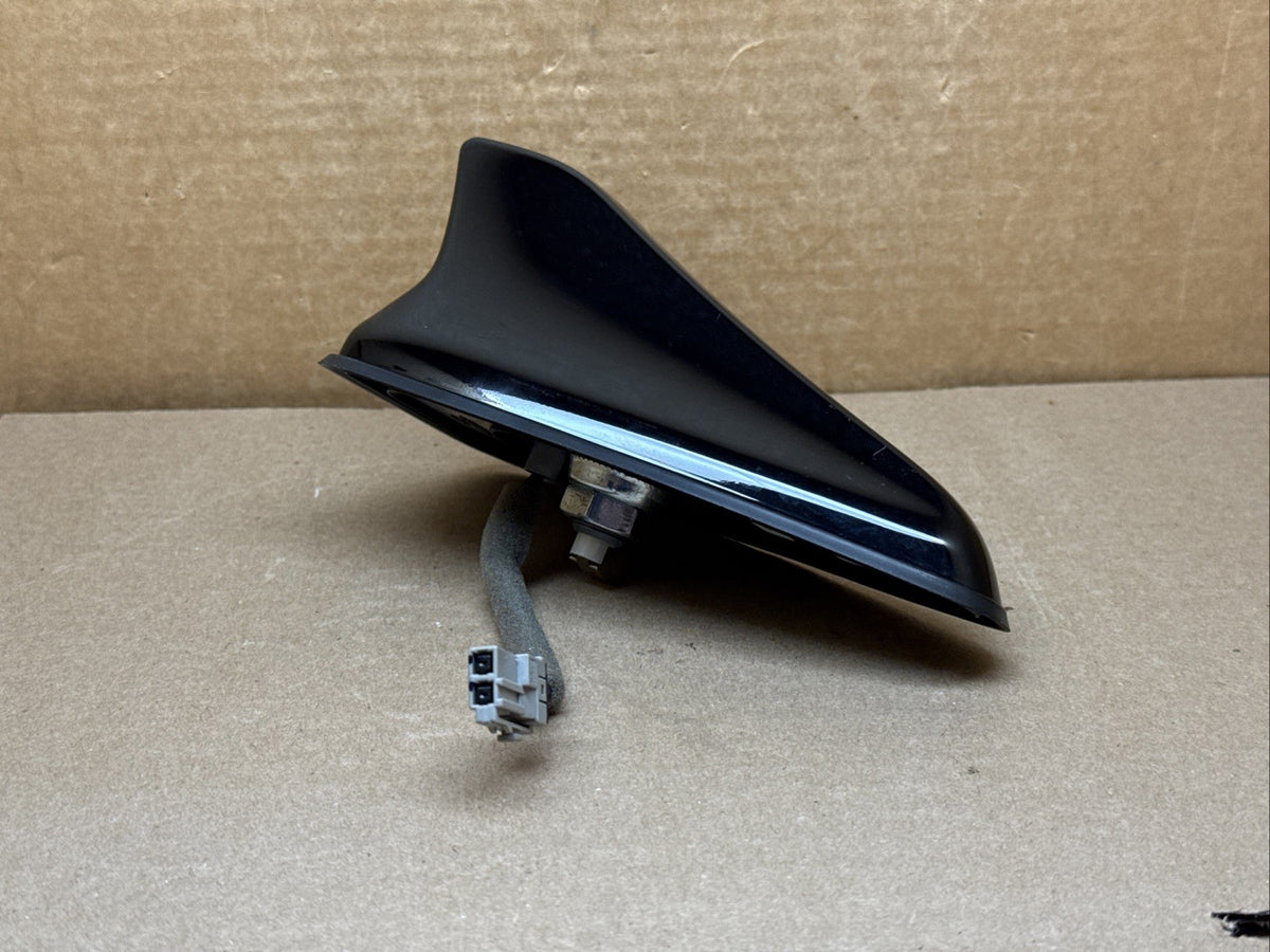 2020 2022 Kia Soul Radio Roof Rear Antenna Assembly Black OEM 96210 K00004