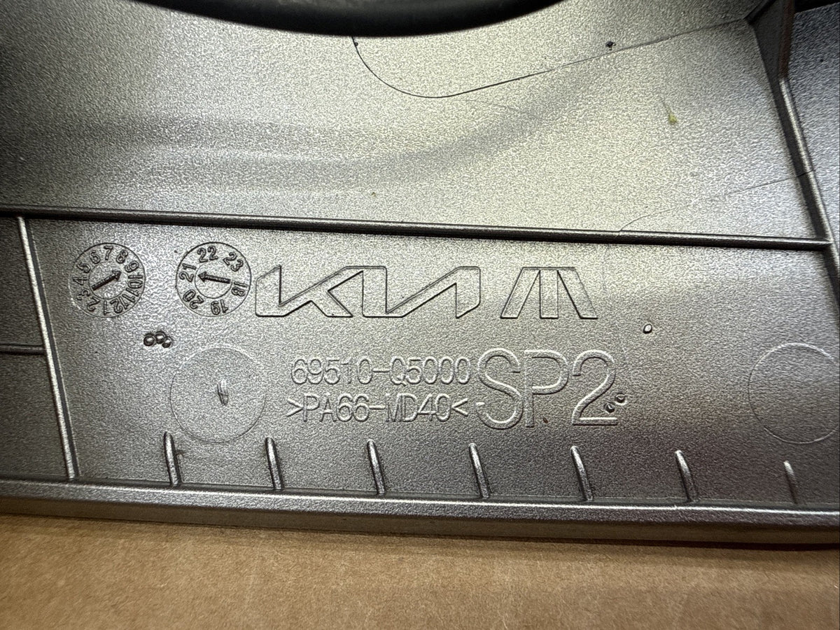 2021-2025 Kia Seltos Fuel Gas Tank Filler Door Lid Cover OEM Silver Gray KLG6