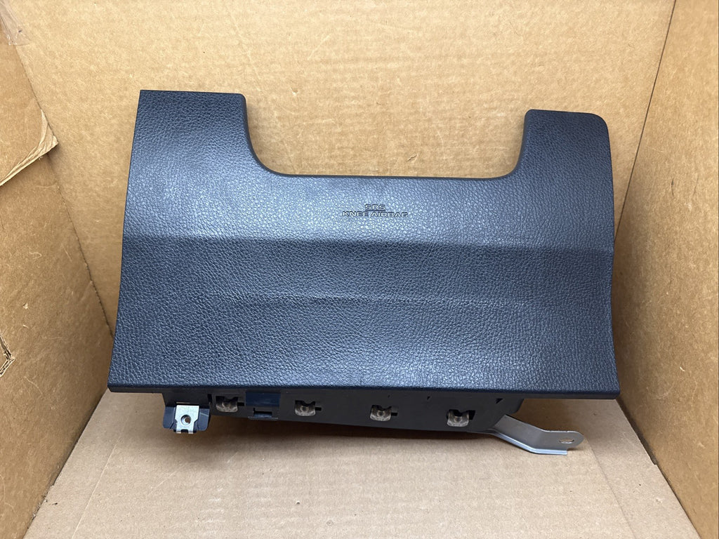 2013 2018 Toyota Rav 4 Rav4 Left Side Driver Knee Lower Air Bag Airbag Black0