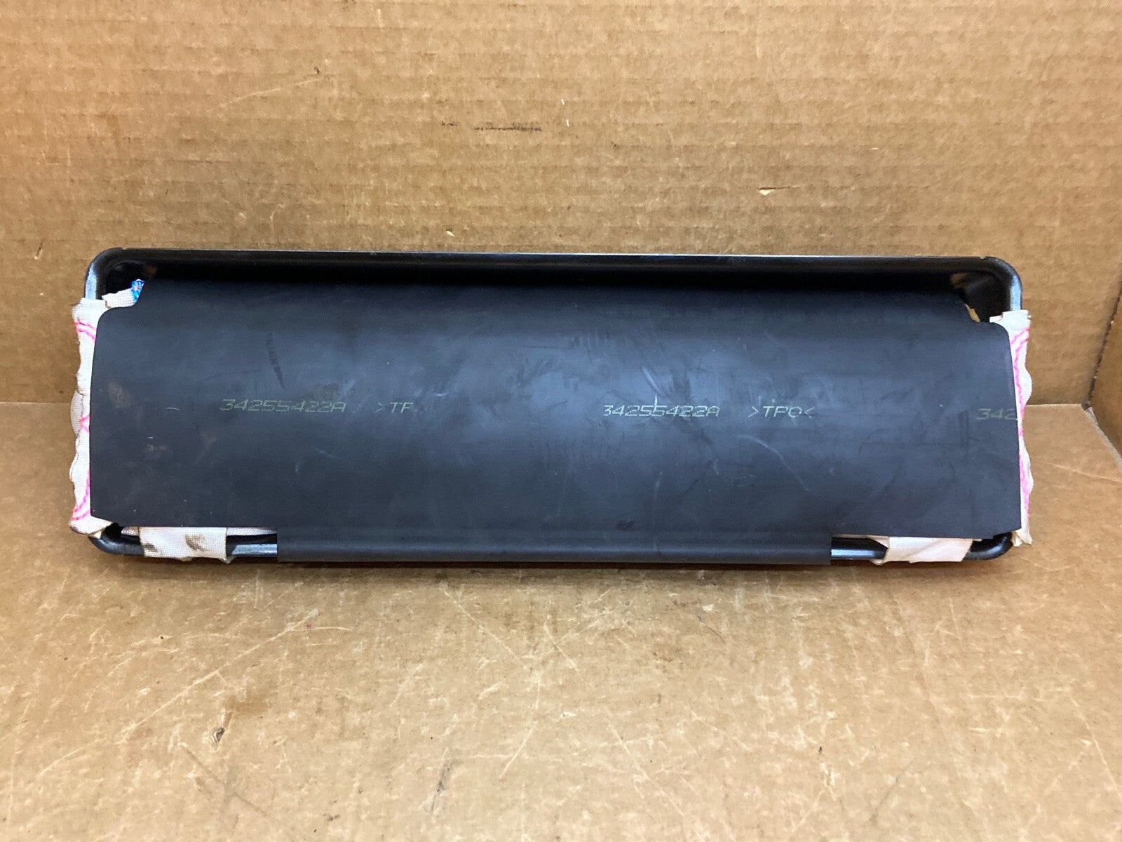 19 20 Cherokee Front Right Side Passenger Knee Lower Air Bag Airbag P68289570AC0