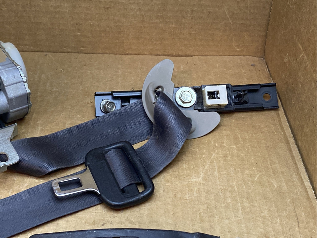 2006 2011 Civic Sedan Front Left Driver Side Seat Belt Seatbelt Retractor Black2