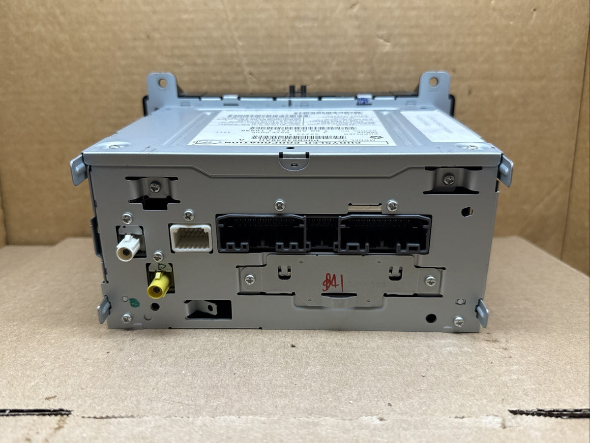2011 2013 Jeep Grand Cherokee Radio RHB P05064839AH 05064839AH9