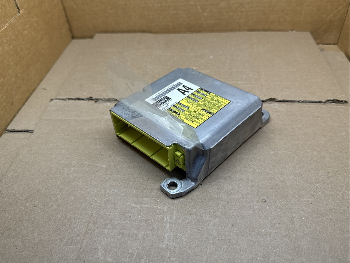 2015 2016 Toyota Sienna Air Bag Airbag Control Module Computer 89170 081404